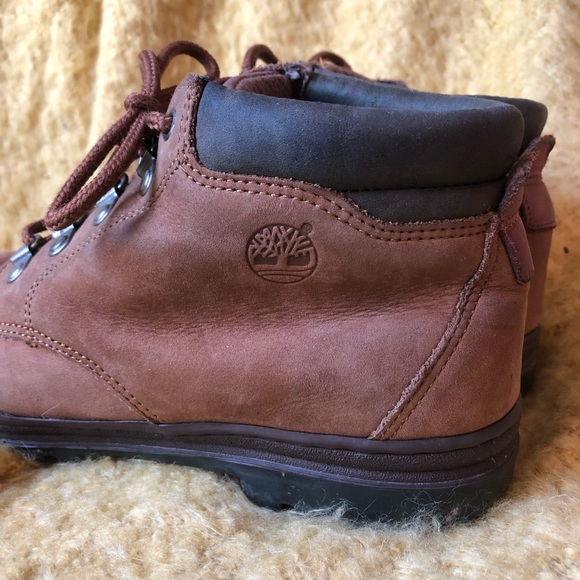VINTAGE TIMBERLANDS - Picture 2 of 4